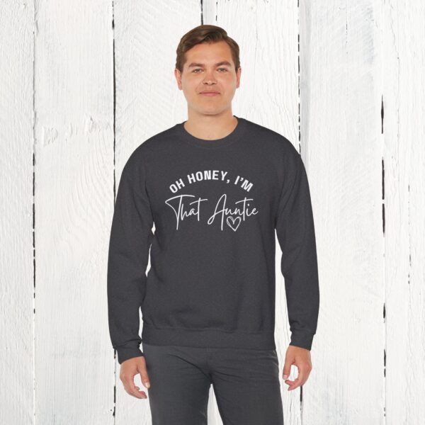 Oh honey, I'm that auntie Crewneck Sweatshirt - Image 39
