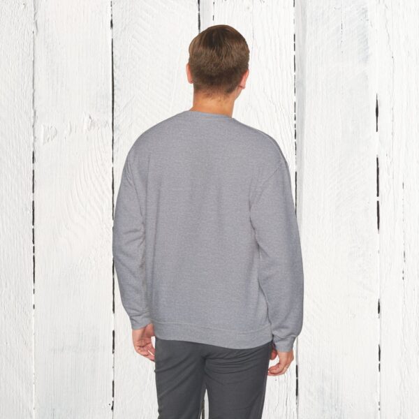Oh honey, I'm that auntie Crewneck Sweatshirt - Image 7