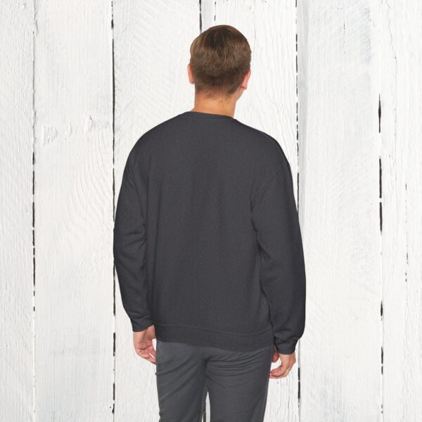 Oh honey, I'm that auntie Crewneck Sweatshirt - Image 40