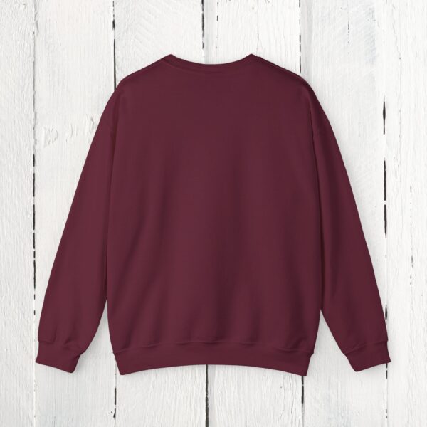 Oh honey, I'm that auntie Crewneck Sweatshirt - Image 13
