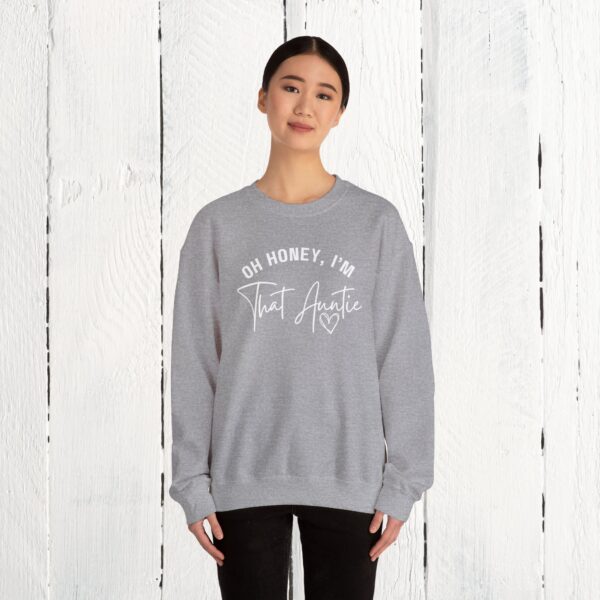 Oh honey, I'm that auntie Crewneck Sweatshirt - Image 4