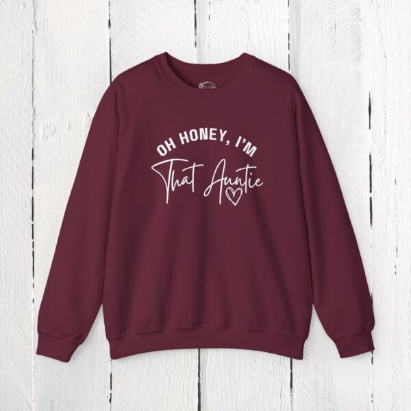 Oh honey, I'm that auntie Crewneck Sweatshirt - Image 12