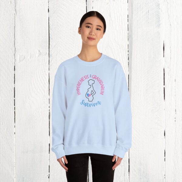 HG survivor | Crewneck | Unisex Heavy Blend™ Crewneck Sweatshirt - Image 12